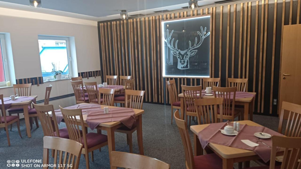 & Restaurant Zum Hirsch 3* Romhild