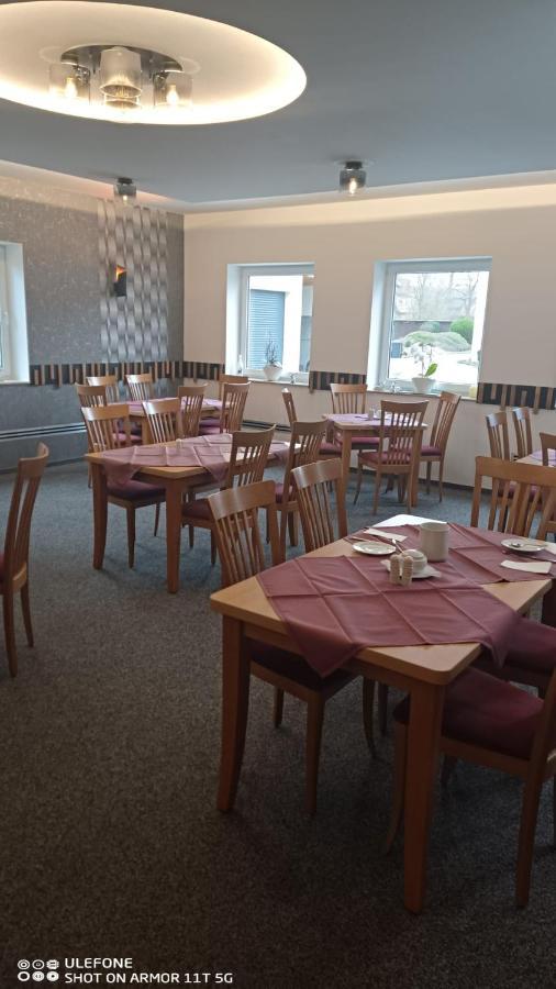 Hotel & Restaurant Zum Hirsch 3*